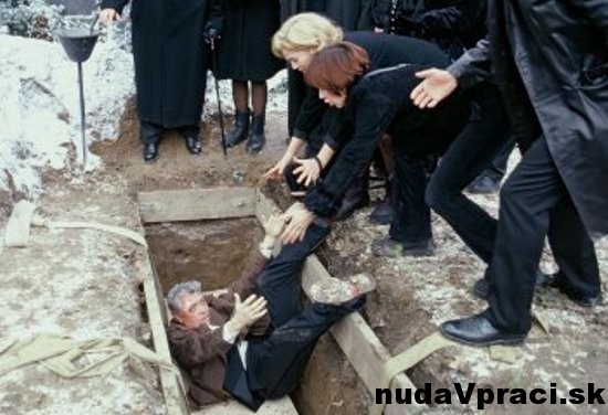 Nevhodná pocta zosnulému