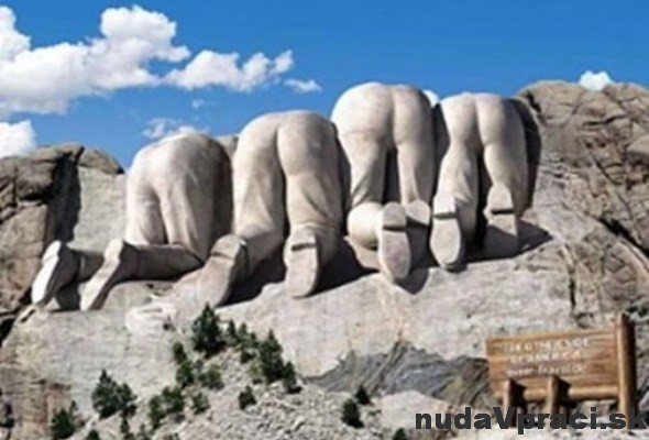 Mount Rushmore z kanadskej strany