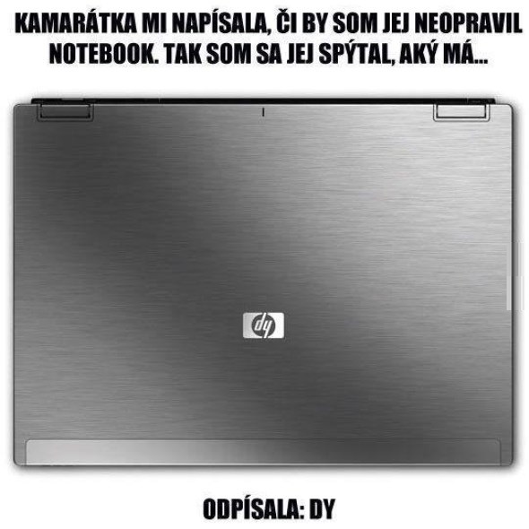 Ženy a pomoc s opravou notebooku