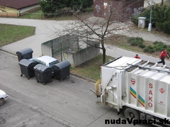 Radšej nenaštvať smetiarov