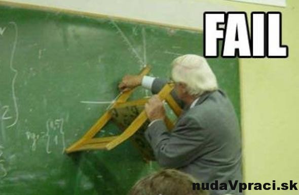 Ak škole chýbajú pomôcky